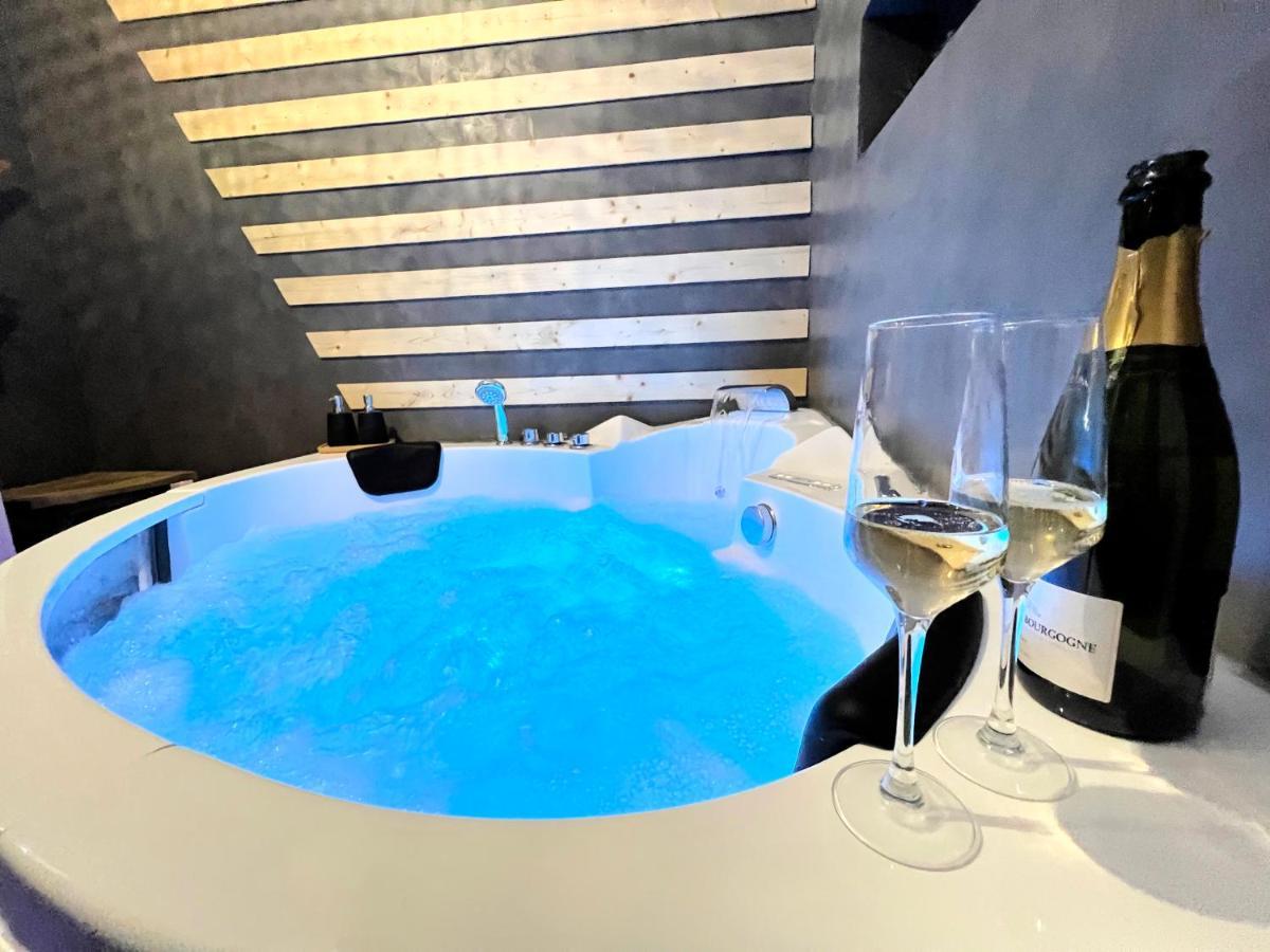Gite Cosy Avec Jacuzzi Classe 3 Etoiles Poncin Buitenkant foto