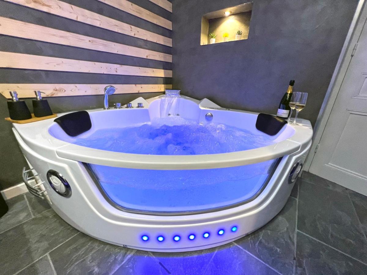 Gite Cosy Avec Jacuzzi Classe 3 Etoiles Poncin Buitenkant foto